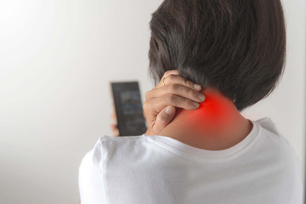 cellulari sempre in mano