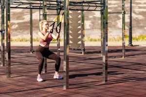 squat e trx